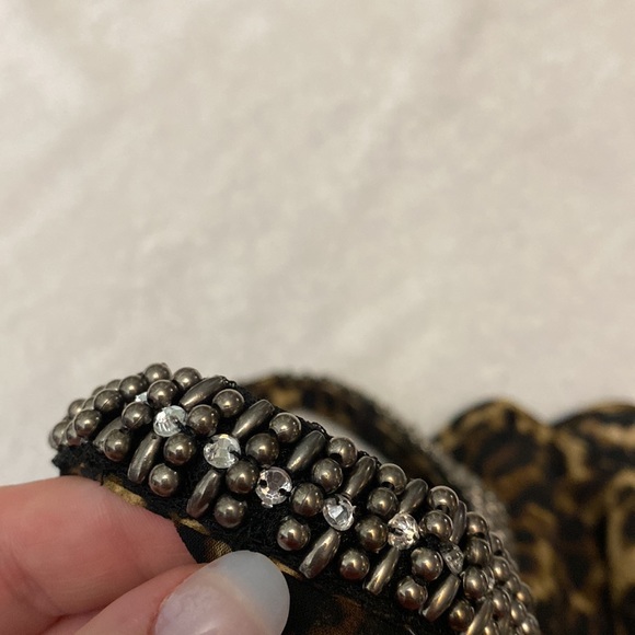 Jennifer Lopez Animal Print High Neck Beaded Sleeveless Blouse Size Large - Picture 7 of 7